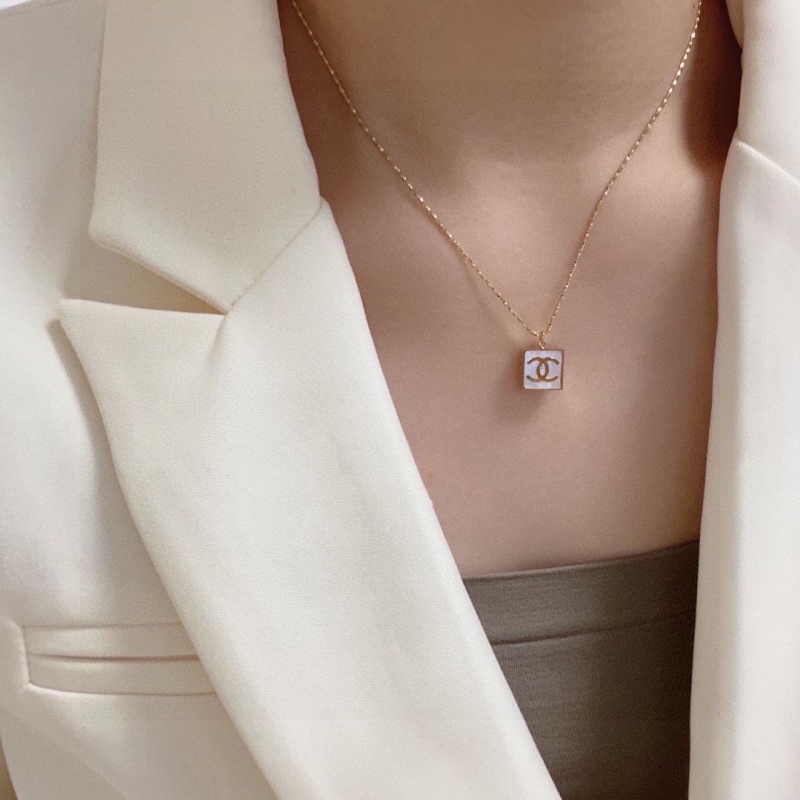 Ch**el necklaces